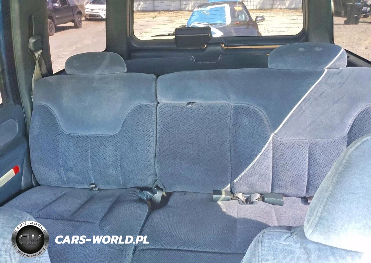 1995 Chevrolet Tahoe C1500 VIN:1GNEC13K0SJ439140 - 10