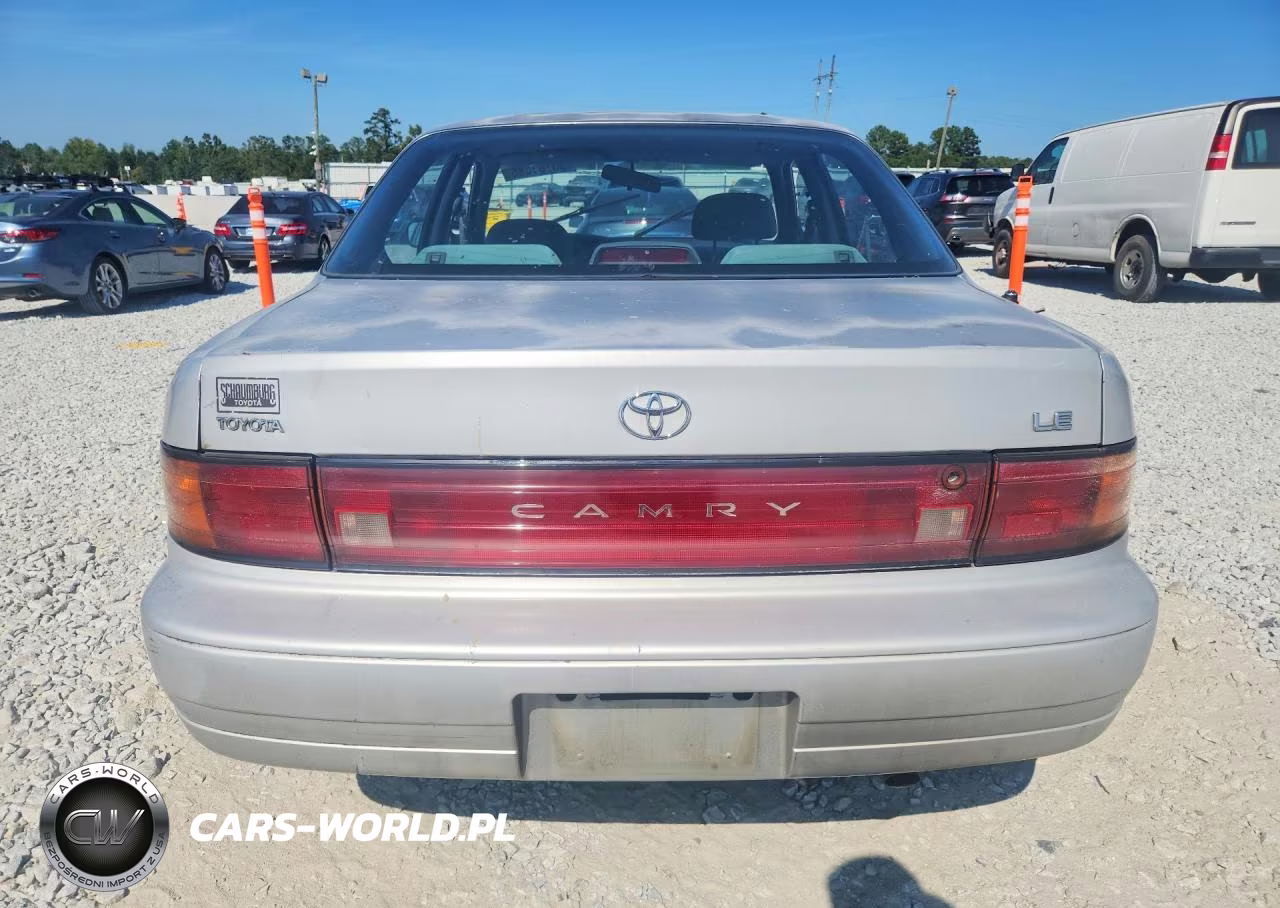 1992 Toyota Camry Le VIN:4T1SK12E9NU160326 - 6