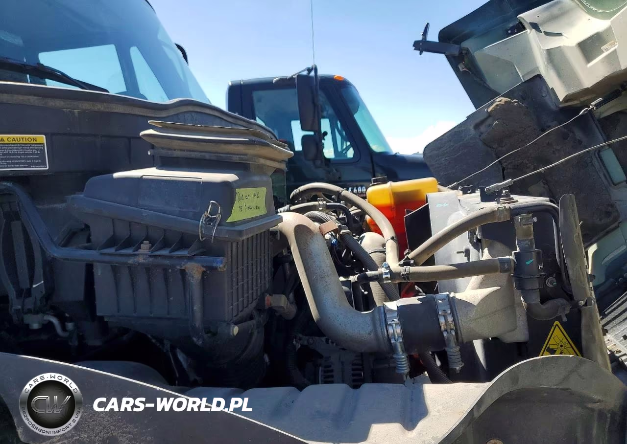 2015 International 4300 Semi Truck VIN:3HCMMAAN2FL736314 - 10