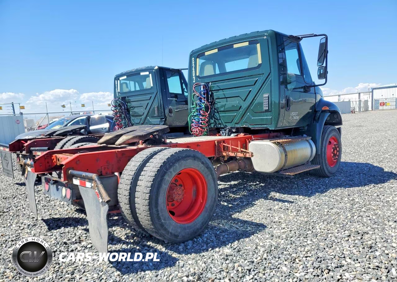 2015 International 4300 Semi Truck VIN:3HCMMAAN2FL736314 - 3