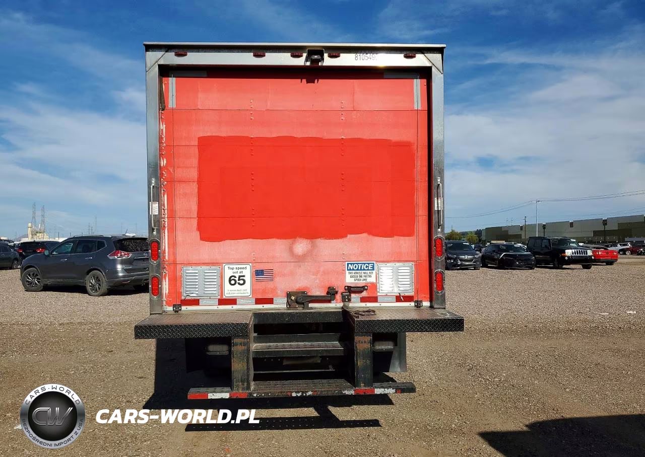 2018 Hino 195 Box Truck VIN:JHHSDM2H3JK006210 - 10