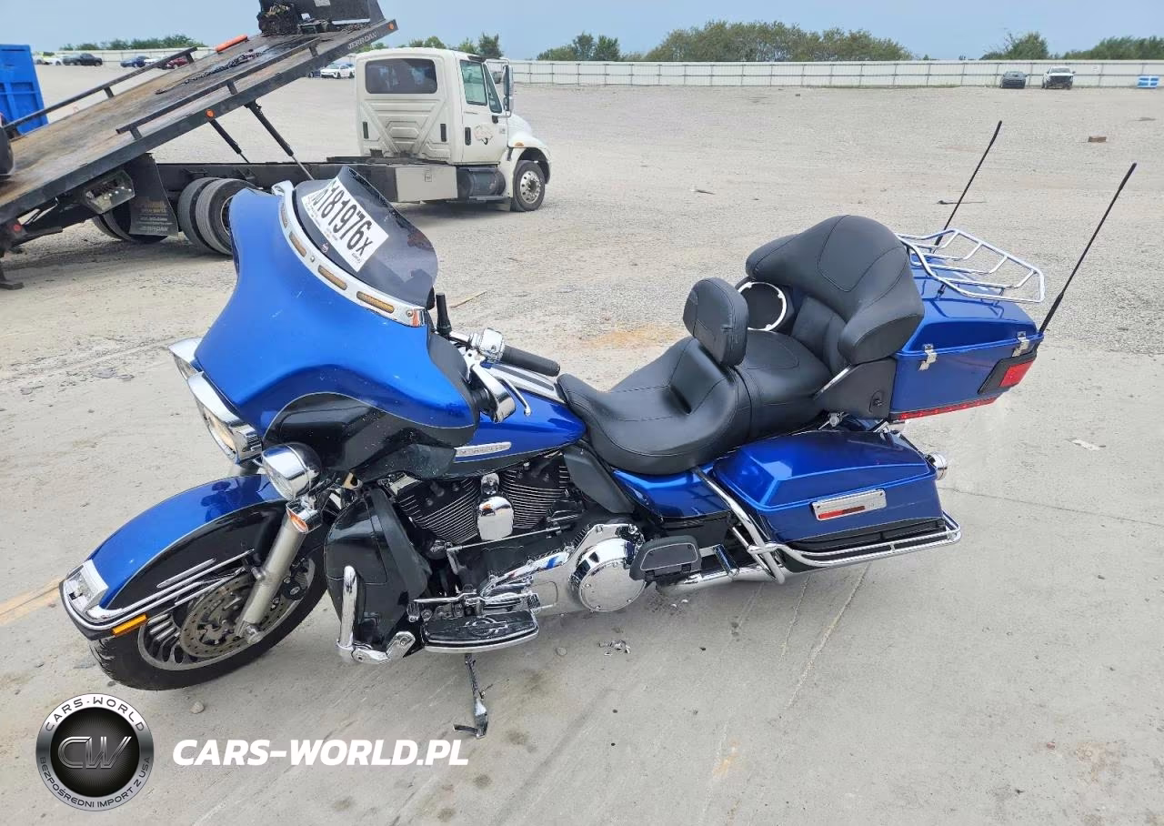 2010 Harley-Davidson Flhtk VIN:1HD1KEM17AB656702 - 3