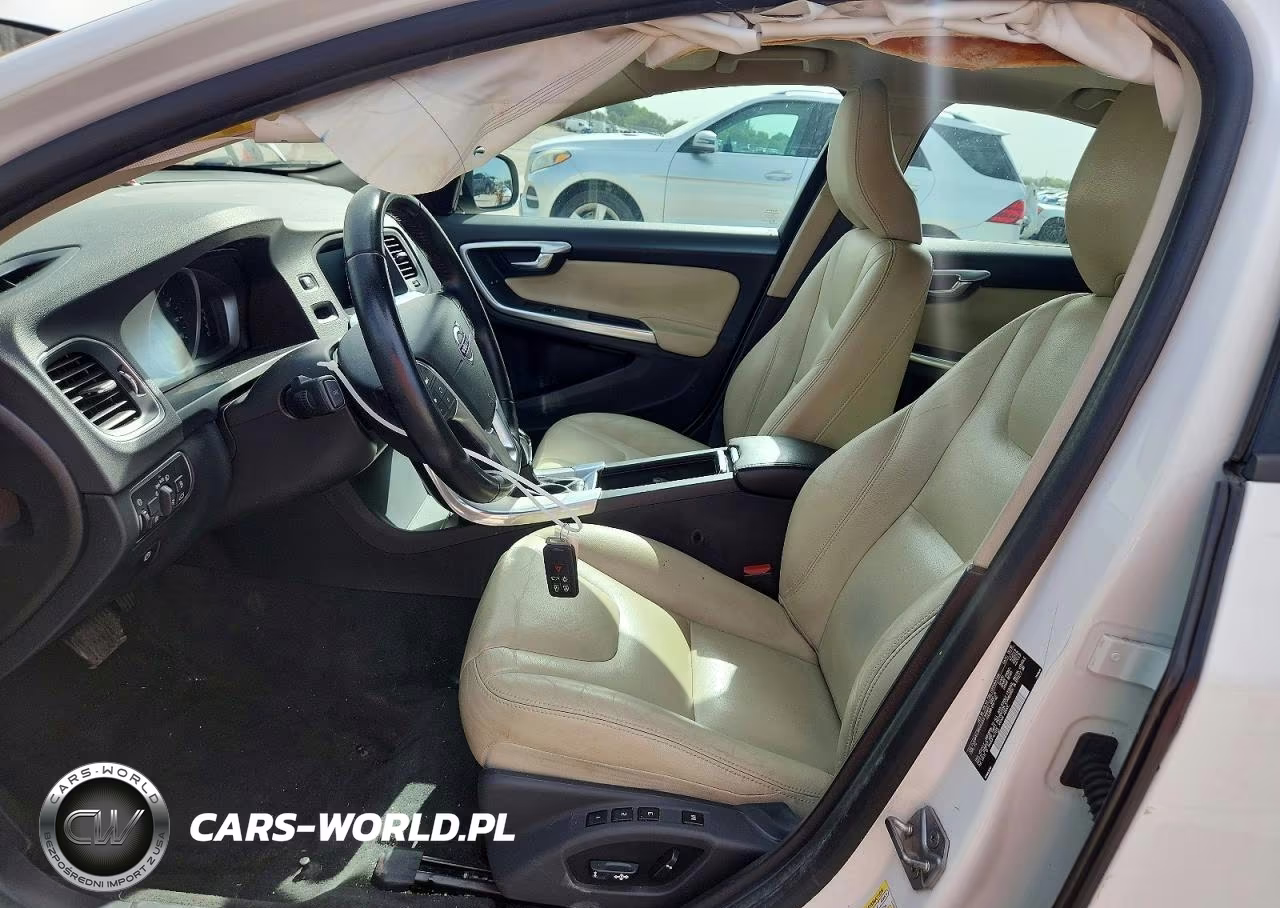 2017 Volvo S60 VIN:YV126MFL3H2423259 - 7