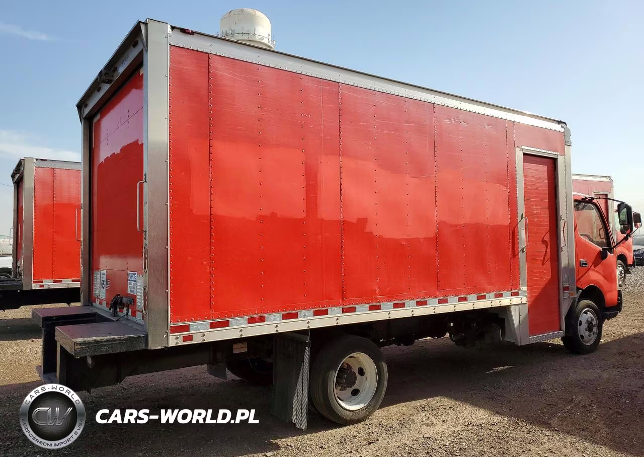 2018 Hino 195 Box Truck VIN:JHHSDM2H6JK006203 - 3