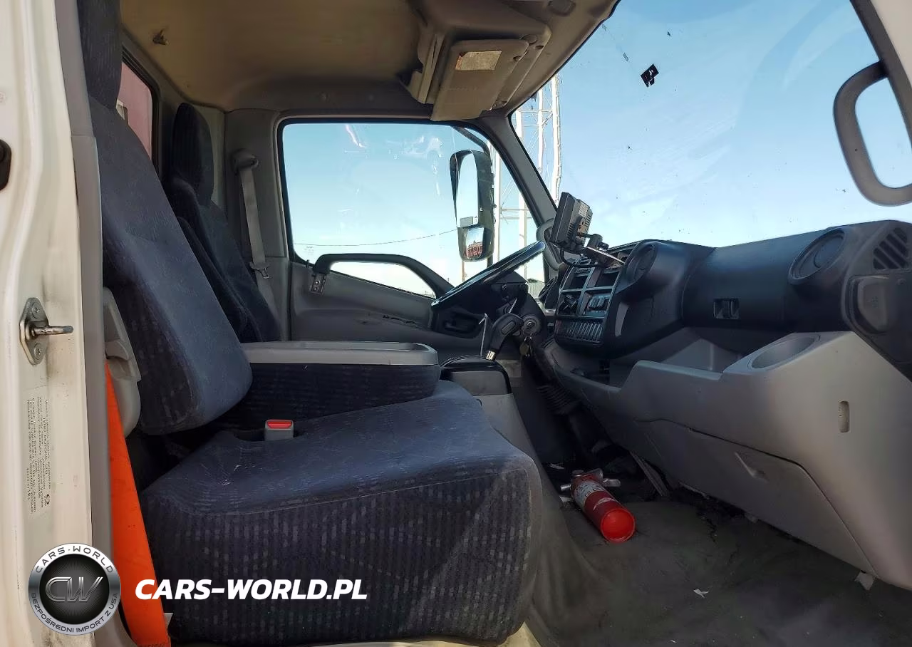 2018 Hino 195 VIN:JHHSDM2H2JK006344 - 11