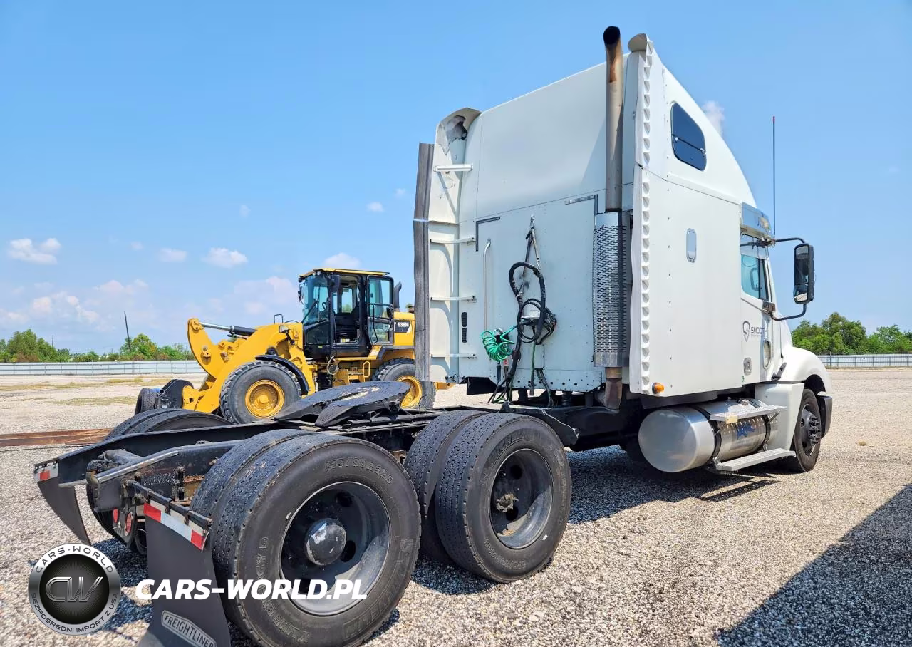 2007 Freightliner Columbia 120 Semi Truck VIN:1FUJA6CK07LX63333 - 3