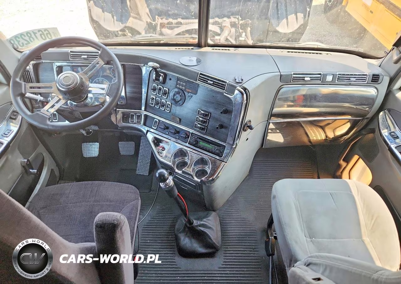 2007 Freightliner Columbia 120 Semi Truck VIN:1FUJA6CK07LX63333 - 8