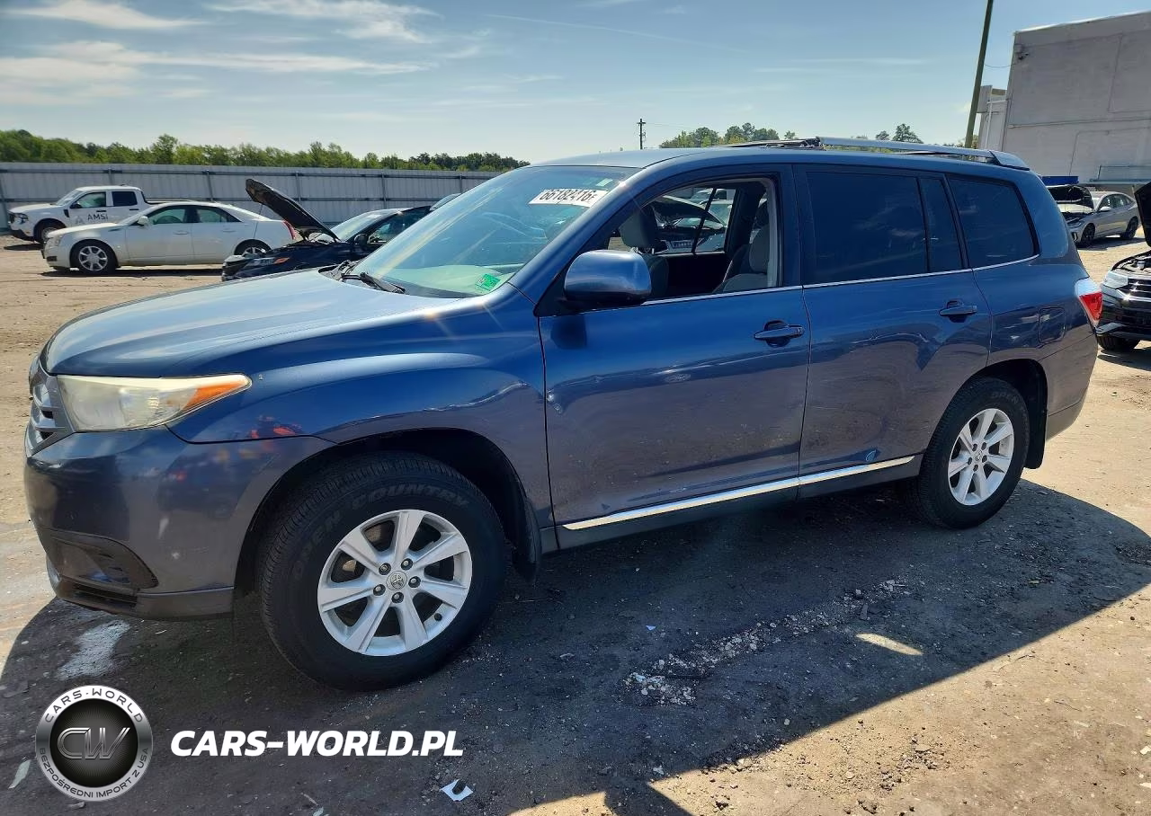 2013 Toyota Highlander Base