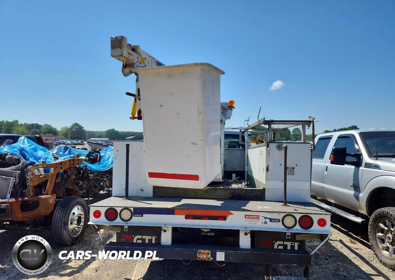 2017 Ford F450 Super Duty Bucket Truck VIN:1FDUF4GY3HEB23238 - 6
