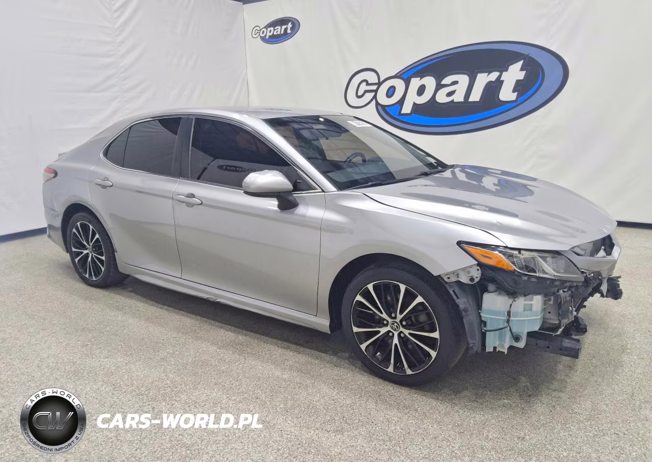 2018 Toyota Camry Se VIN:JTNB11HKXJ3011908 - 4