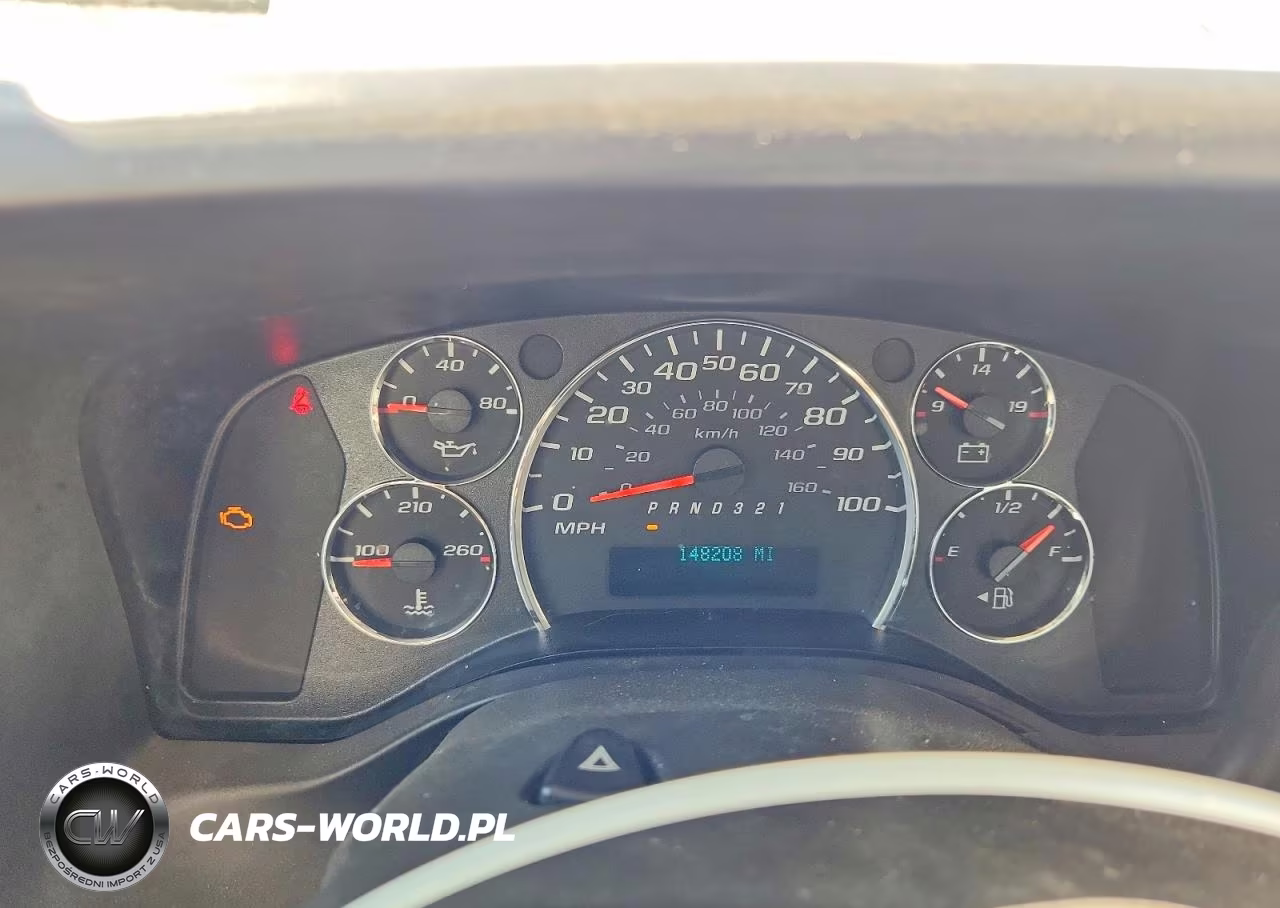 2008 Chevrolet Express G3500 VIN:1GBJG31K381106082 - 9