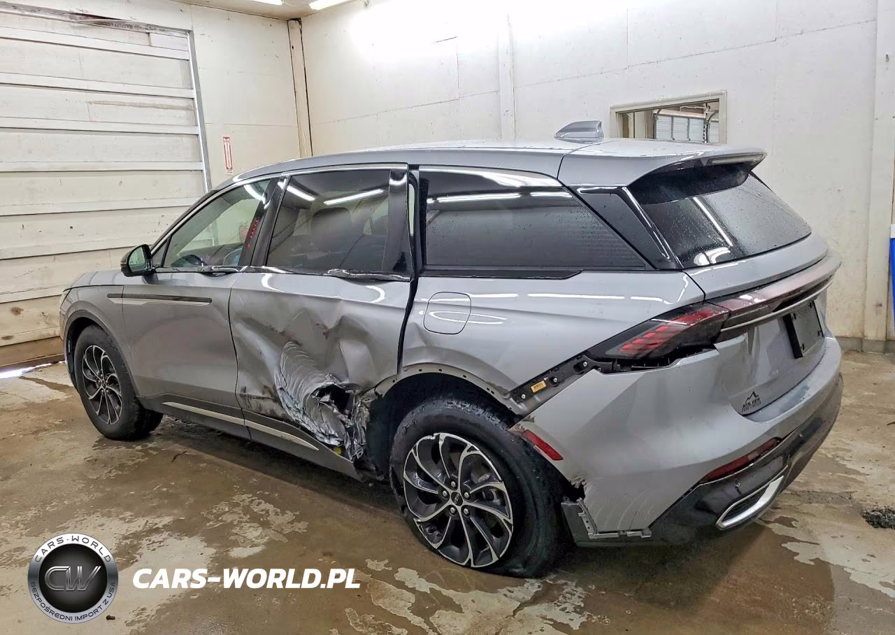 2025 Lincoln Nautilus Premiere VIN:5LMPJ8J42SJ905258 - 2
