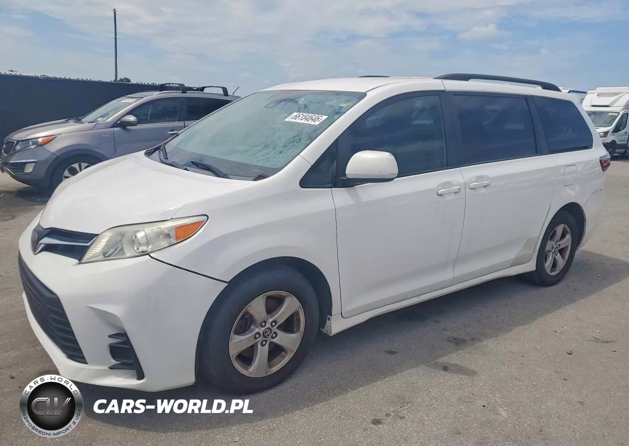 2020 Toyota Sienna Le