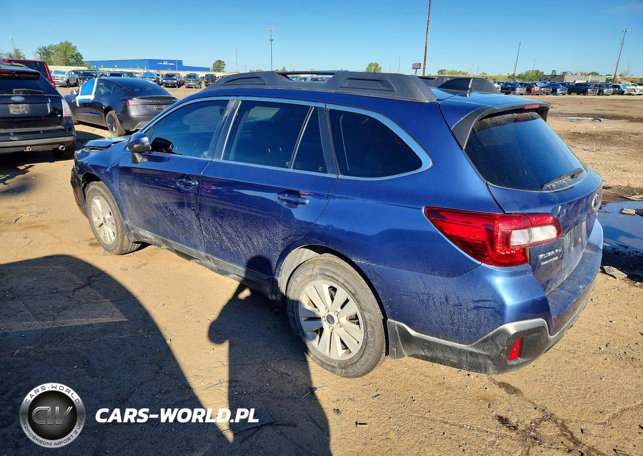 2019 Subaru Outback 2.5I Premium VIN:4S4BSAHC9K3205935 - 2