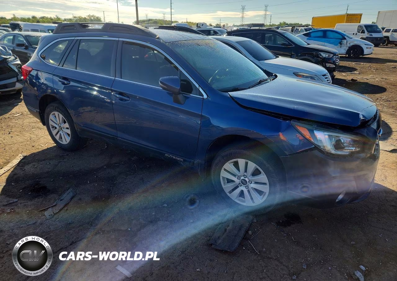 2019 Subaru Outback 2.5I Premium VIN:4S4BSAHC9K3205935 - 4