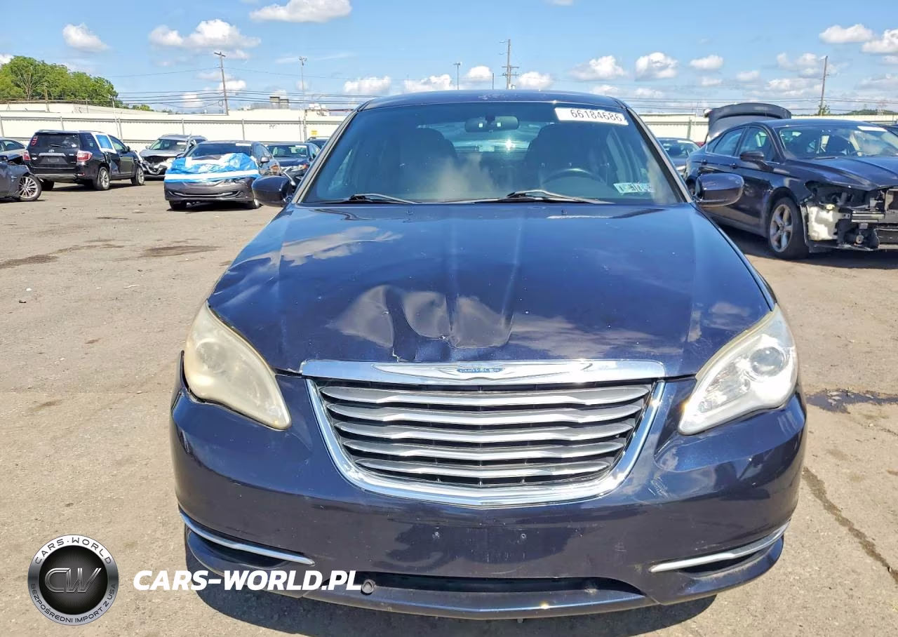 2011 Chrysler 200 Touring VIN:1C3BC1FB6BN531387 - 5