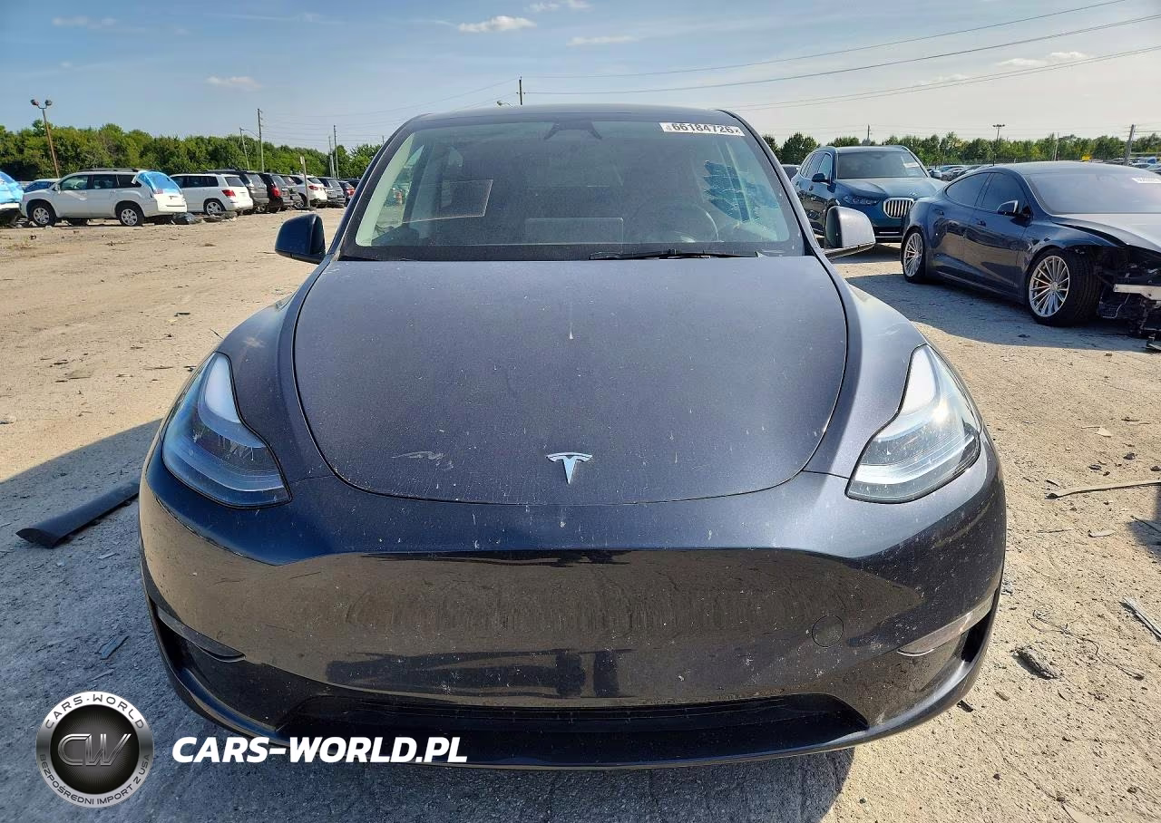 2025 Tesla Model Y VIN:7SAYGAEE6SF272407 - 5