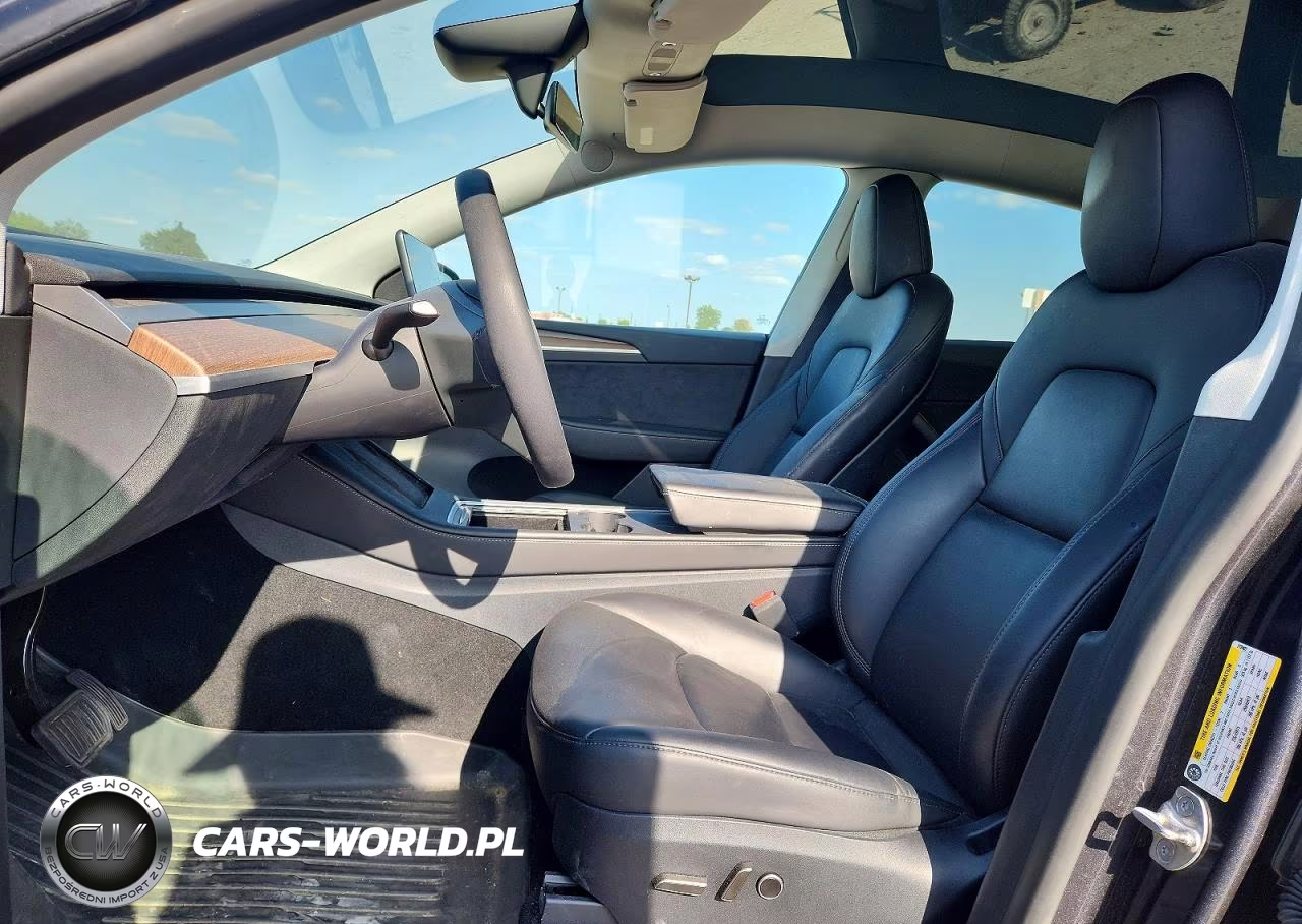 2025 Tesla Model Y VIN:7SAYGAEE6SF272407 - 7