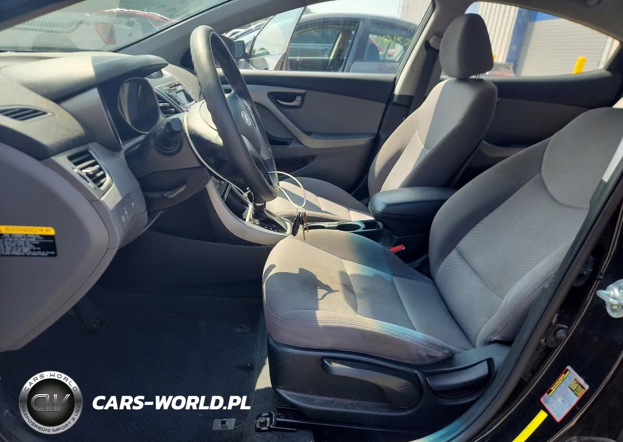 2016 Hyundai Elantra Se VIN:5NPDH4AE7GH667477 - 7
