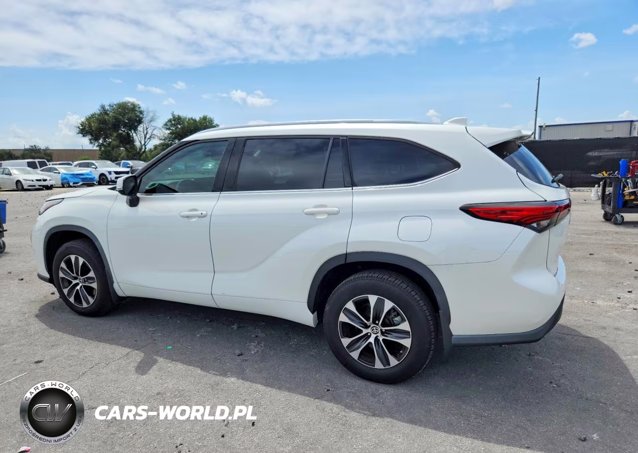 2020 Toyota Highlander Xle VIN:5TDGZRBH6LS519194 - 2