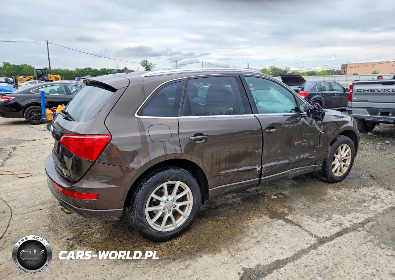 2012 Audi Q5 Premium Plus VIN:WA1LFAFP2CA090945 - 3