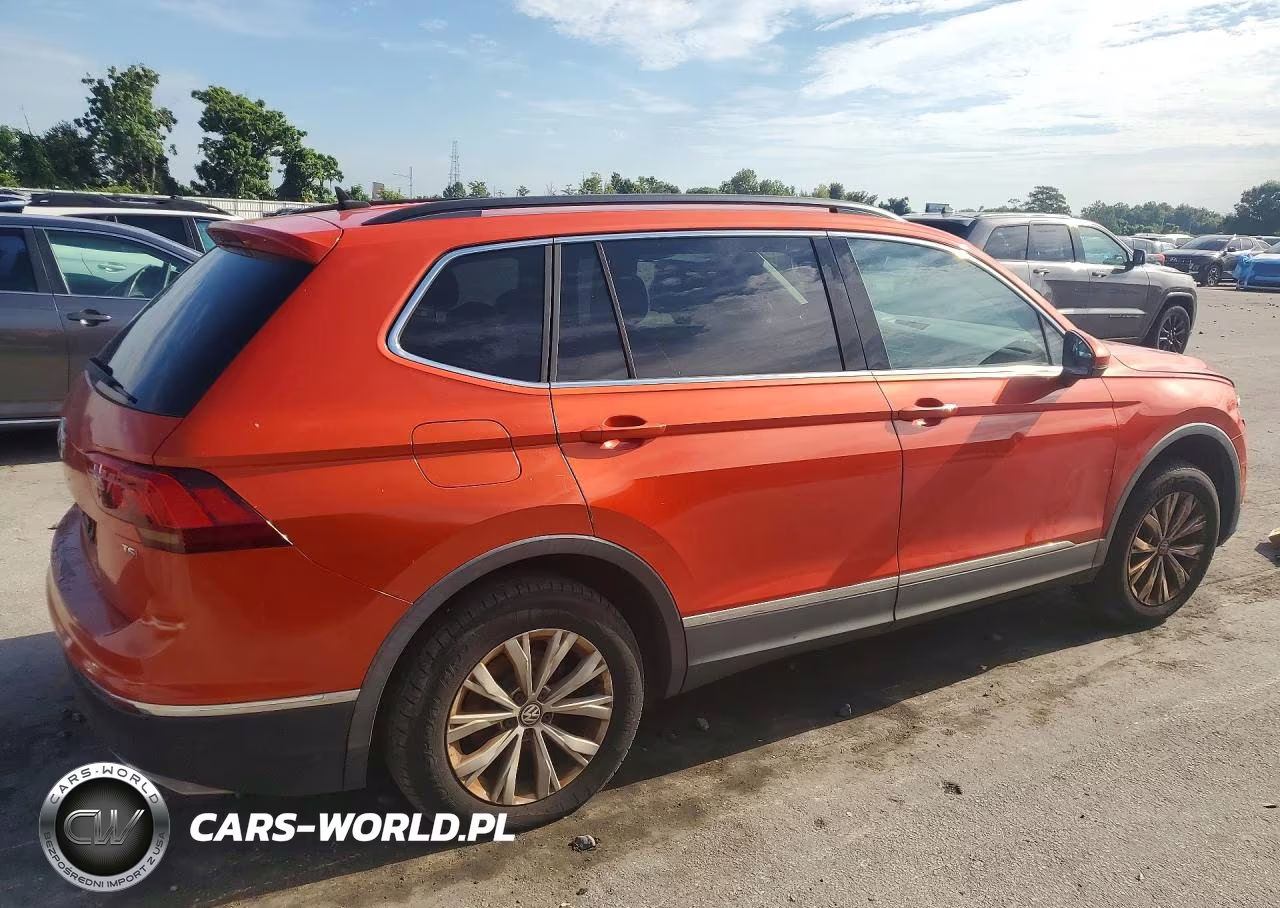 2018 Volkswagen Tiguan Se VIN:3VV3B7AXXJM184374 - 3