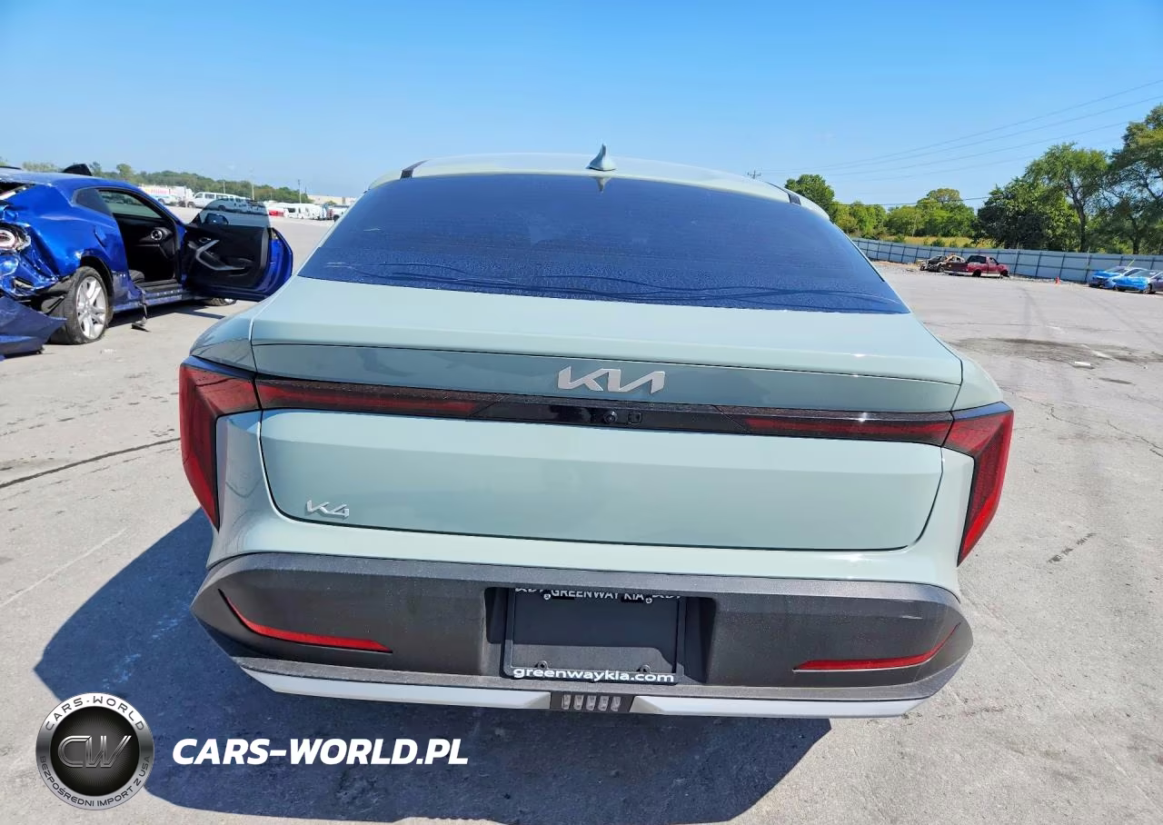 2025 Kia K4 Lxs VIN:3KPFT4DE7SE211561 - 6