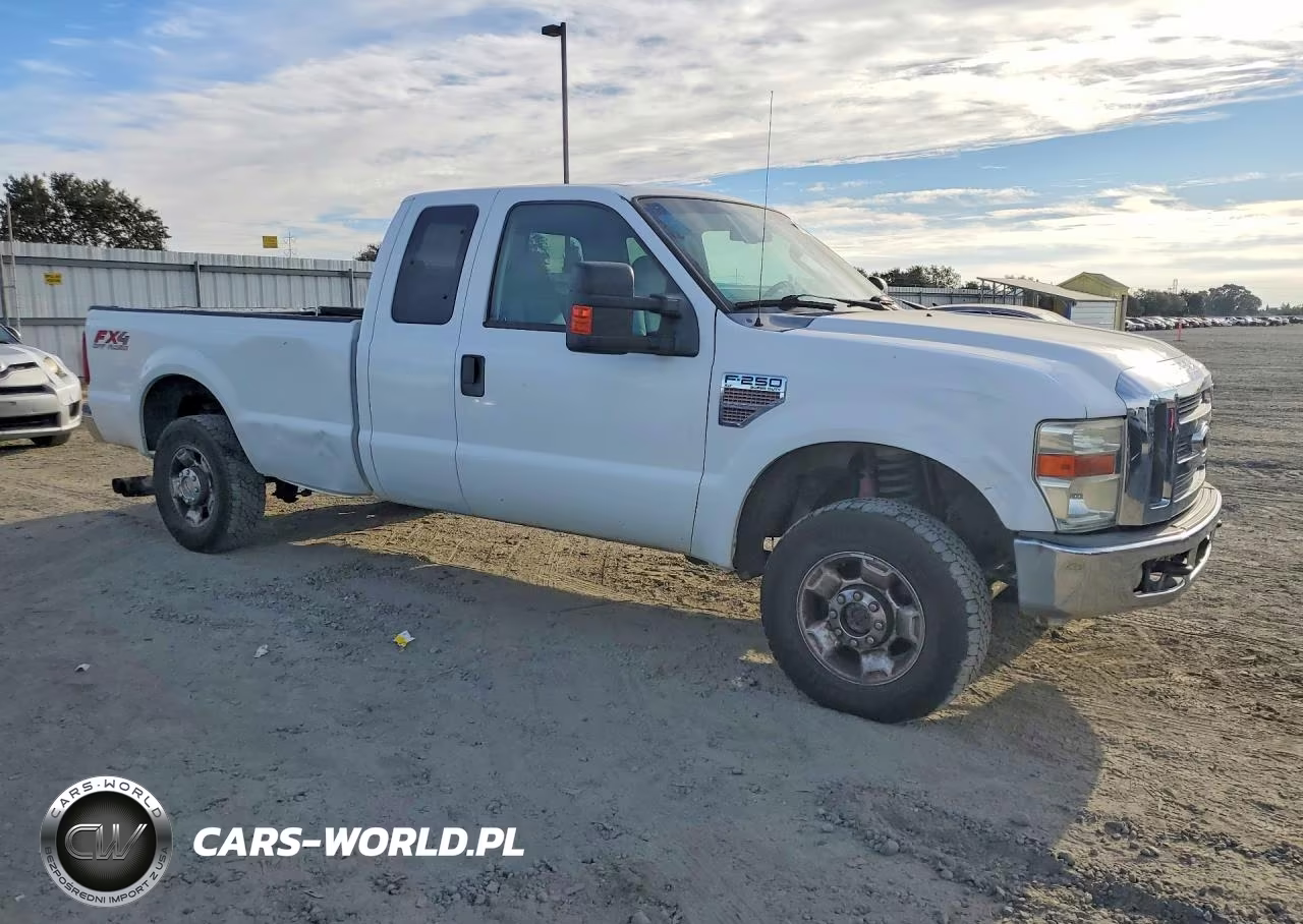 2010 Ford F250 Super Duty VIN:1FTSX2BR4AEA12121 - 4