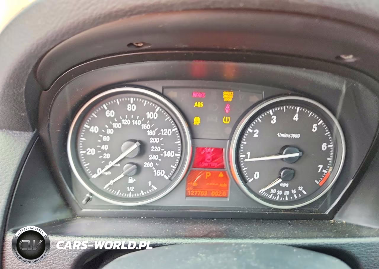 2013 BMW X1 Sdrive28I VIN:WBAVM1C53DVW43813 - 9