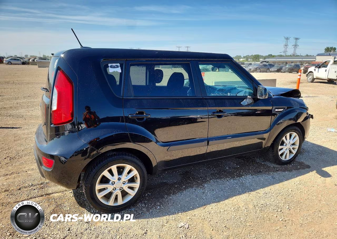 2013 Kia Soul Base VIN:KNDJT2A52D7633176 - 3