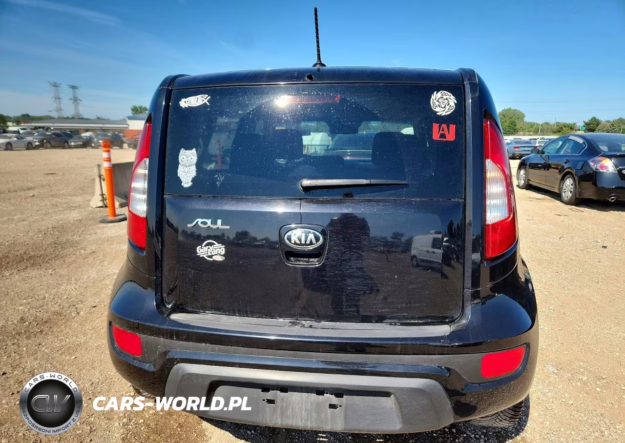 2013 Kia Soul Base VIN:KNDJT2A52D7633176 - 6