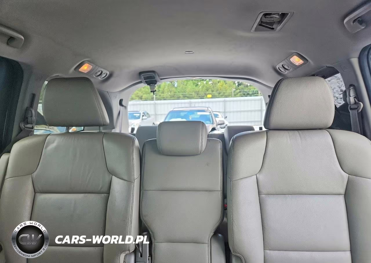 2012 Honda Odyssey Touring VIN:5FNRL5H93CB004516 - 10