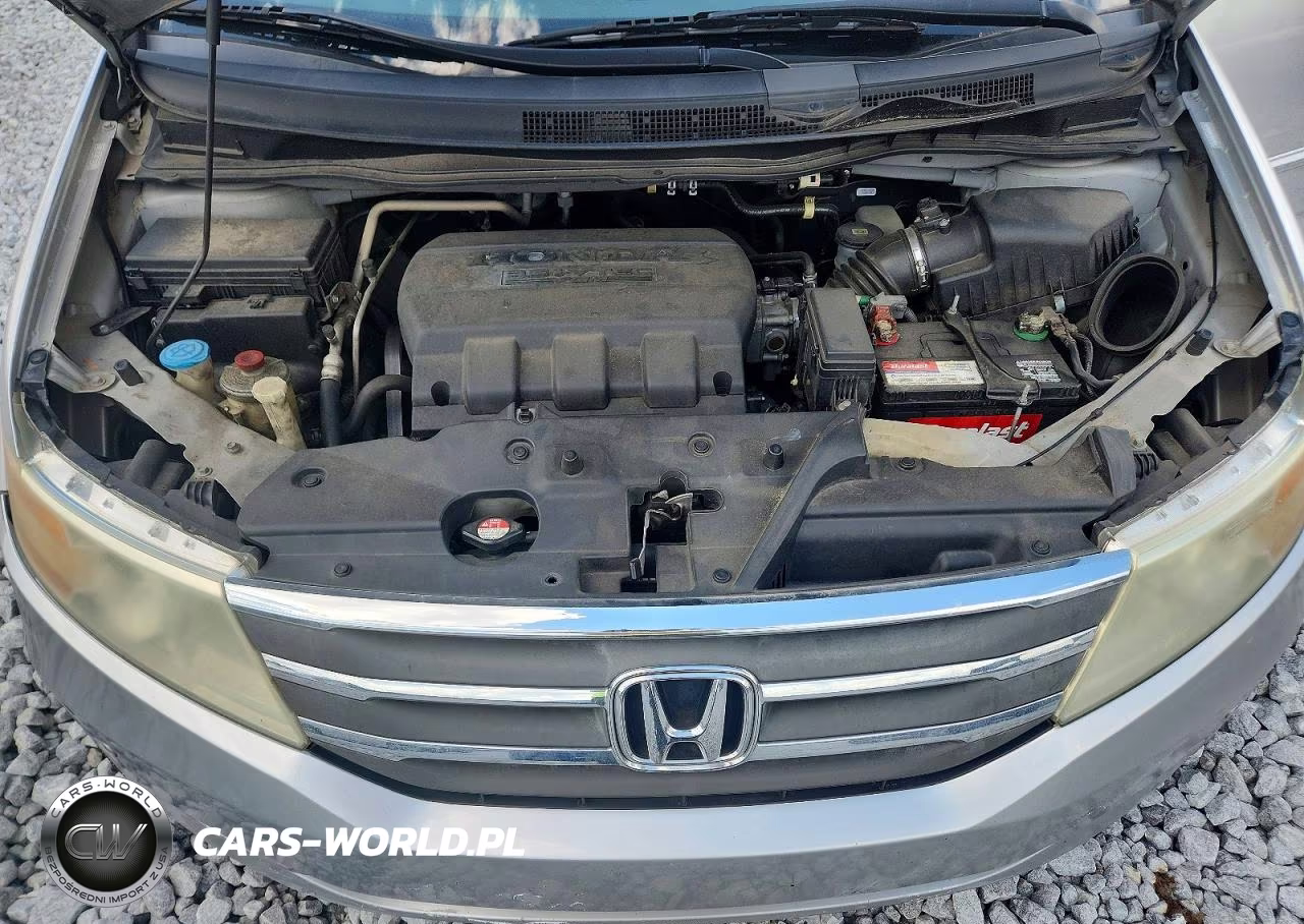 2012 Honda Odyssey Touring VIN:5FNRL5H93CB004516 - 12