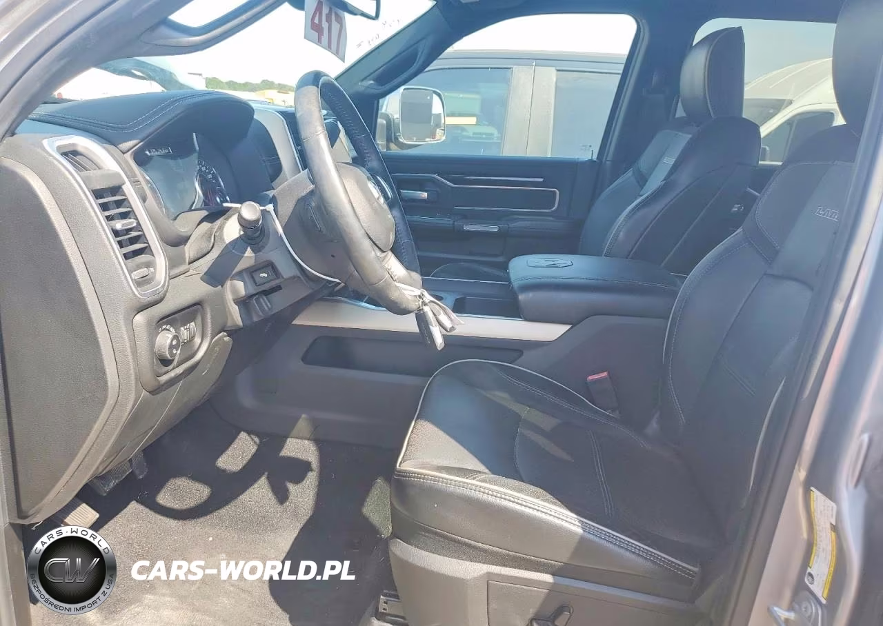 2019 Ram 2500 Laramie VIN:3C6UR5FL9KG613603 - 7