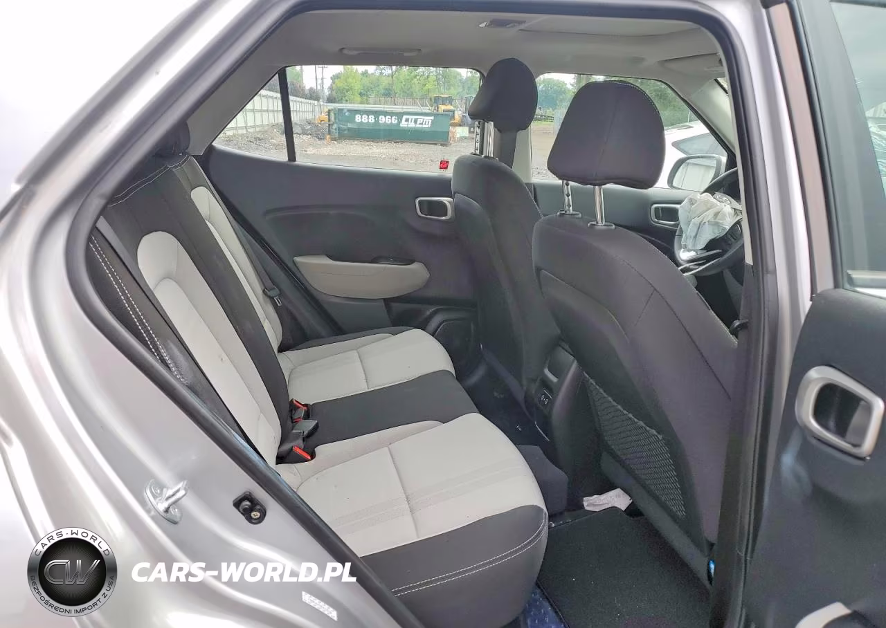 2024 Hyundai Venue Sel VIN:KMHRC8A34RU318226 - 11