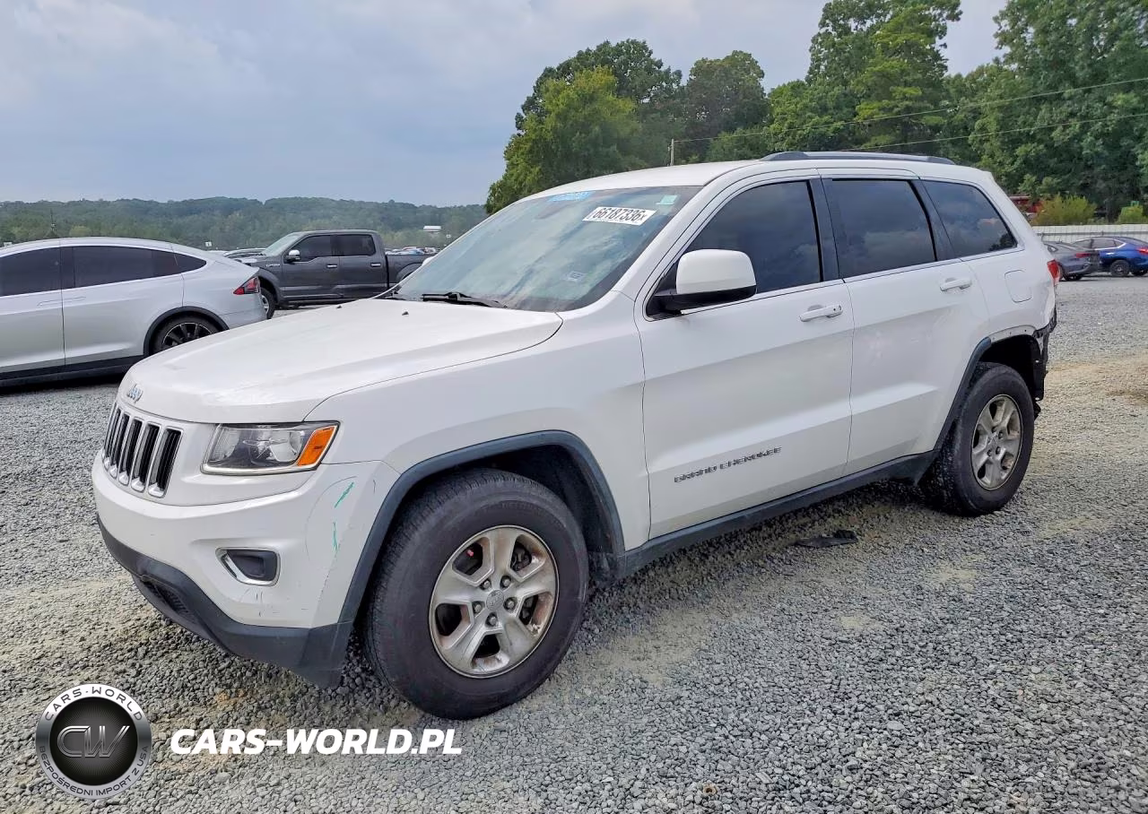 2015 Jeep Grand Cherokee Laredo VIN:1C4RJEAG6FC217105 - 1