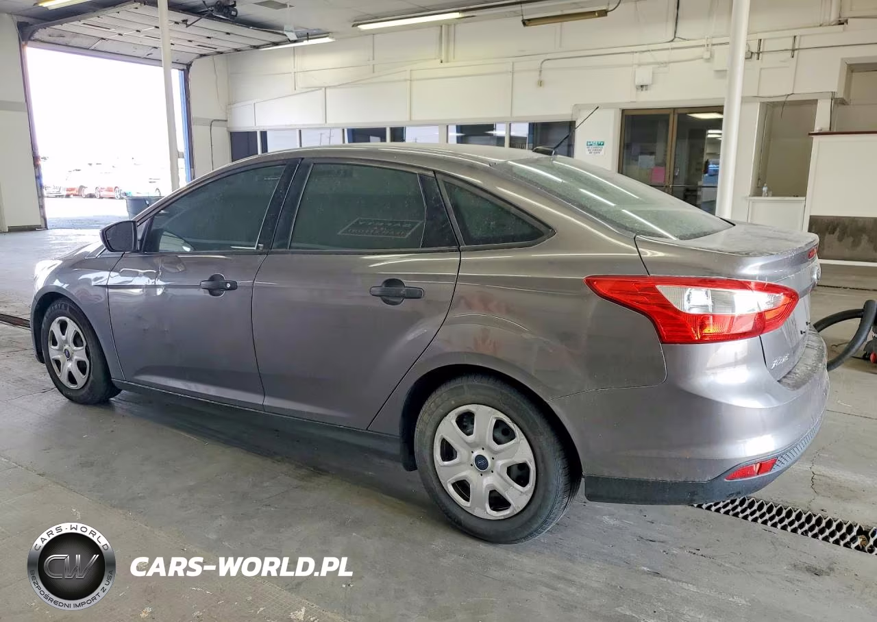 2014 Ford Focus S VIN:1FADP3E26EL312375 - 2