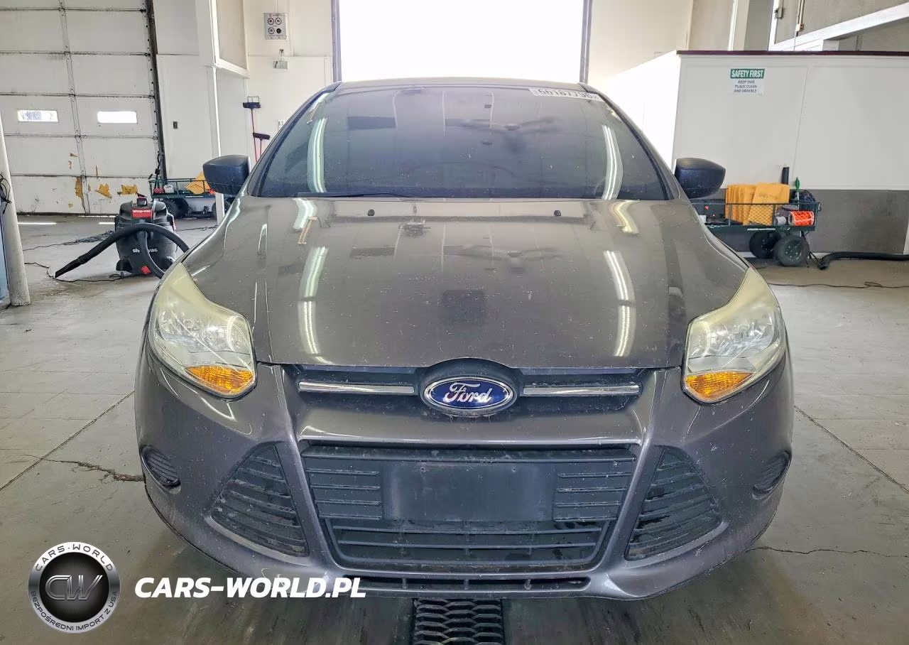2014 Ford Focus S VIN:1FADP3E26EL312375 - 5