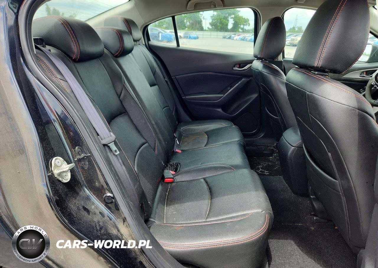 2018 Mazda 3 Sport VIN:3MZBN1U74JM158425 - 10
