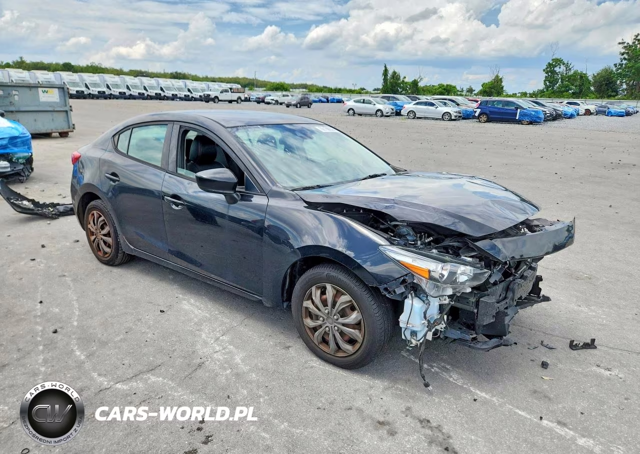 2018 Mazda 3 Sport VIN:3MZBN1U74JM158425 - 4