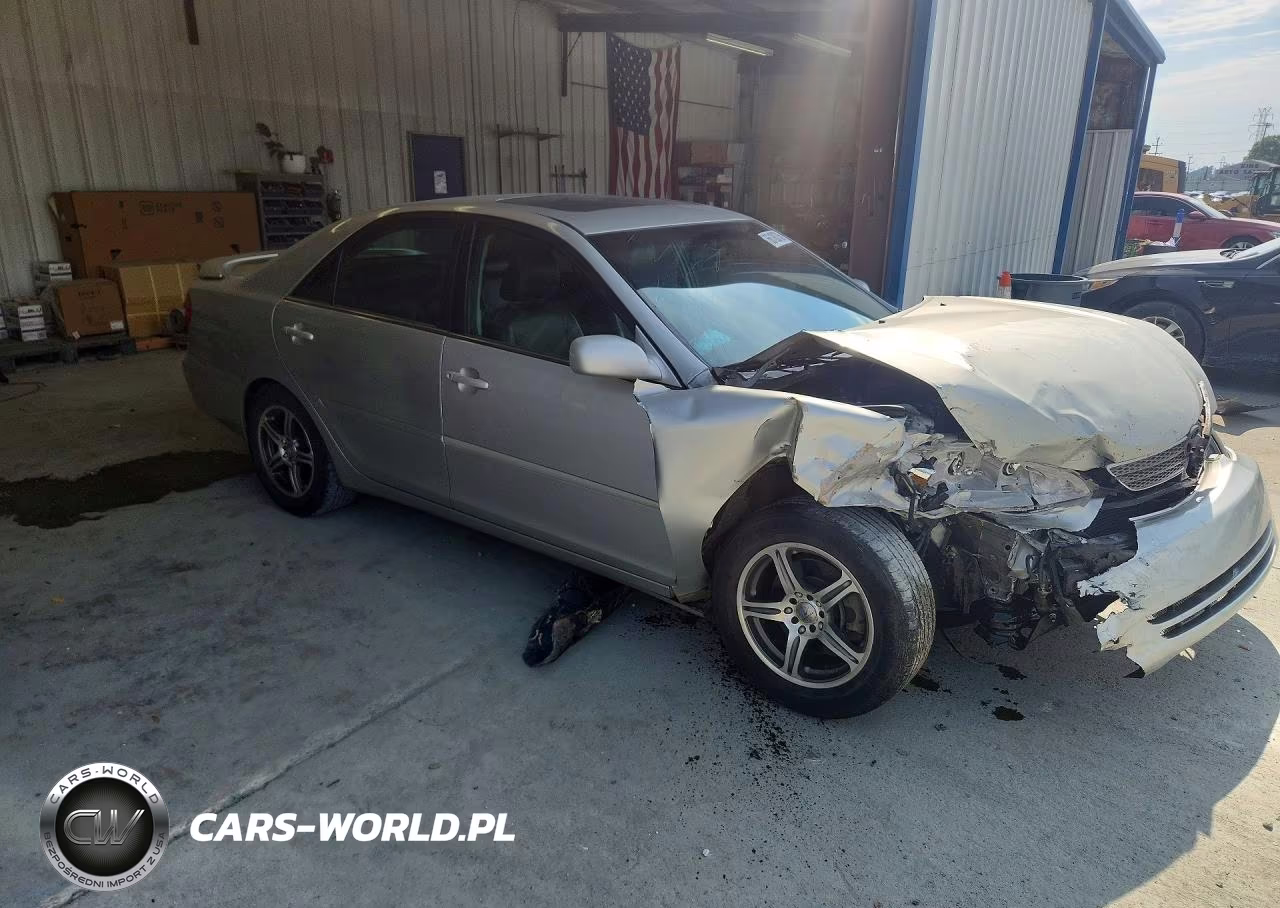 2002 Toyota Camry Se V6 VIN:4T1BF30K92U010009 - 4
