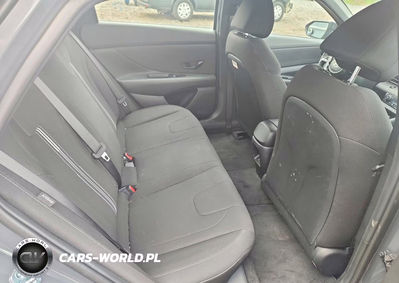 2026 Hyundai Elantra Sel Sport VIN:KMHLM4DG8TU154447 - 10