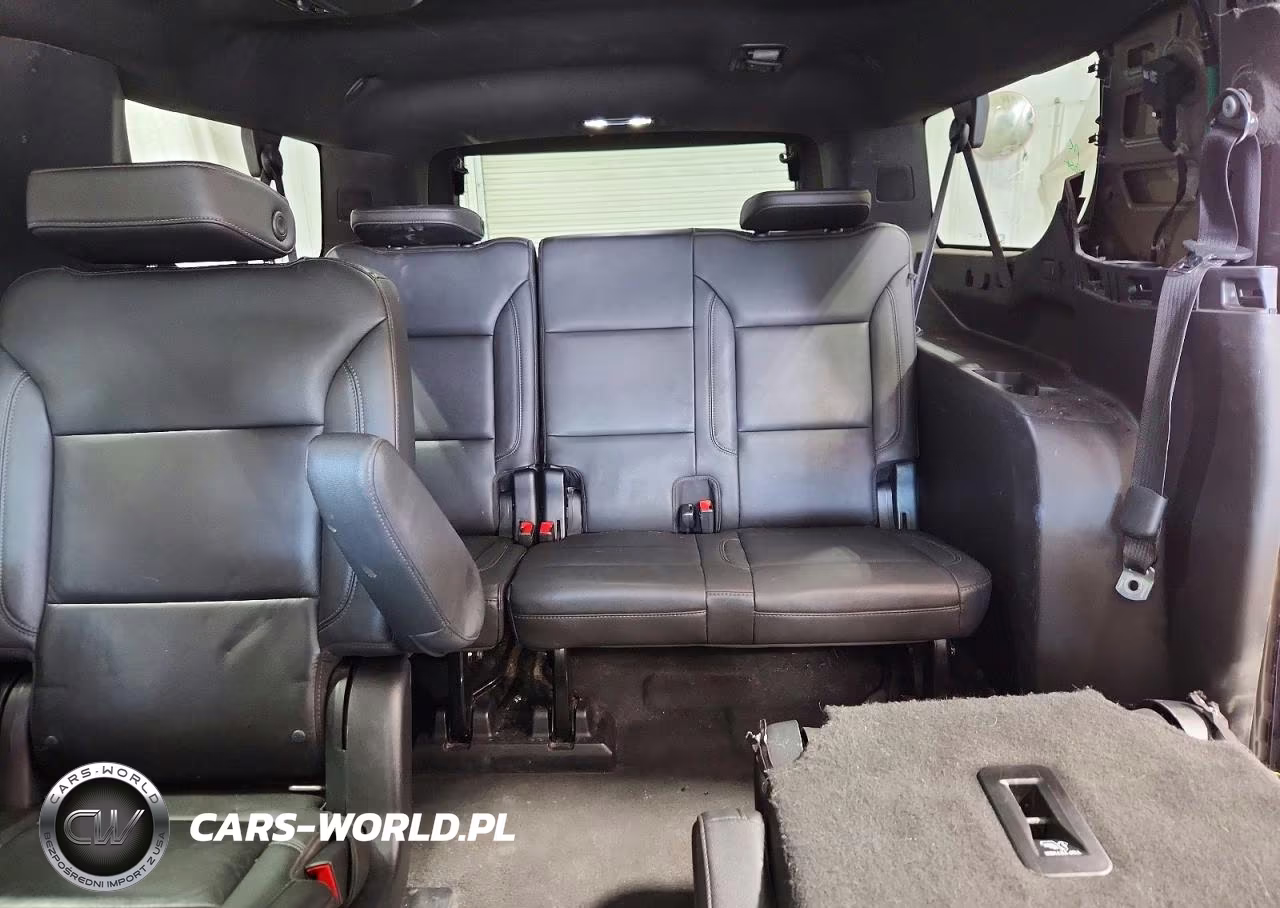 2022 Chevrolet Suburban K1500 Z71 VIN:1GNSKDKD6NR122270 - 10