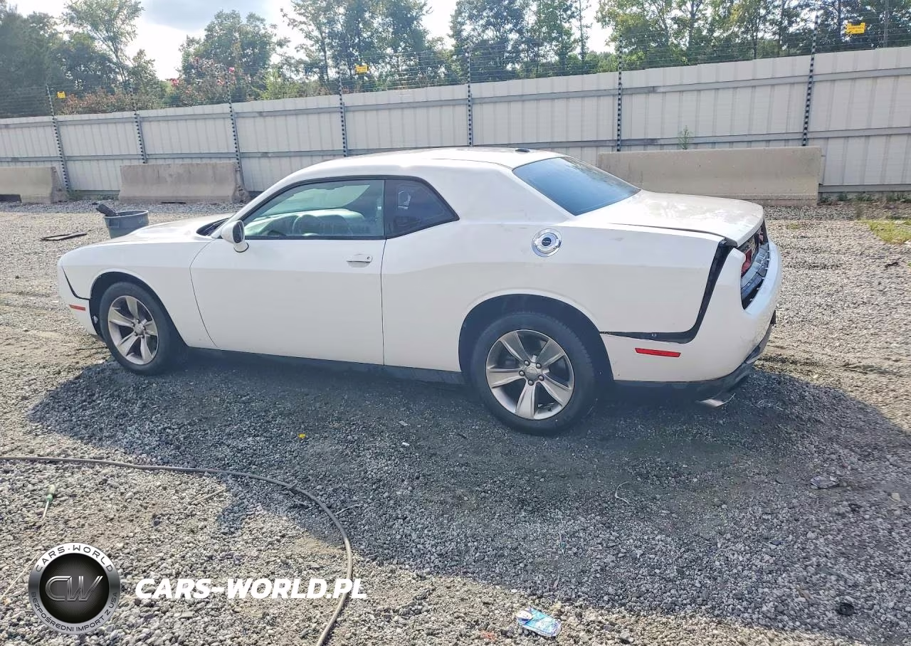 2015 Dodge Challenger Sxt VIN:2C3CDZAG4FH811049 - 2