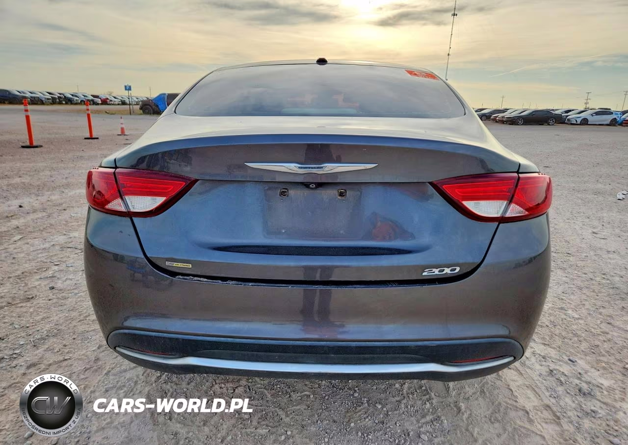 2015 Chrysler 200 Limited VIN:1C3CCCAB3FN649989 - 6