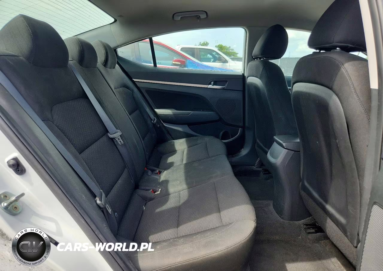 2020 Hyundai Elantra Sel VIN:5NPD84LF4LH577820 - 10