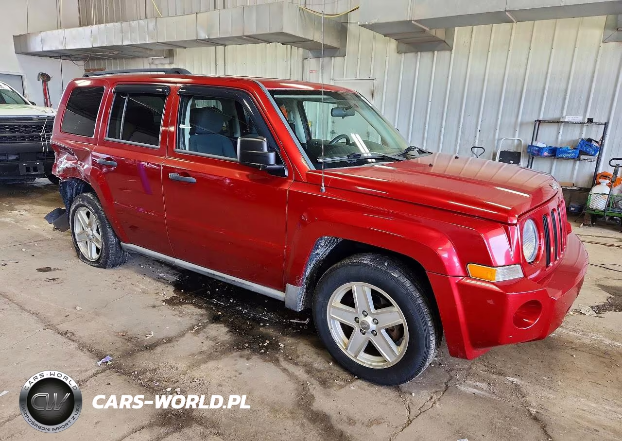 2010 Jeep Patriot Sport VIN:1J4NF1GB1AD652504 - 4