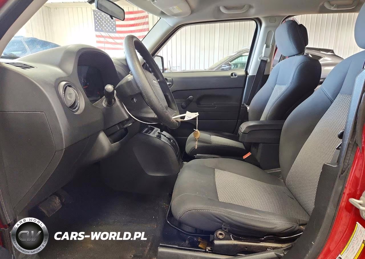 2010 Jeep Patriot Sport VIN:1J4NF1GB1AD652504 - 7