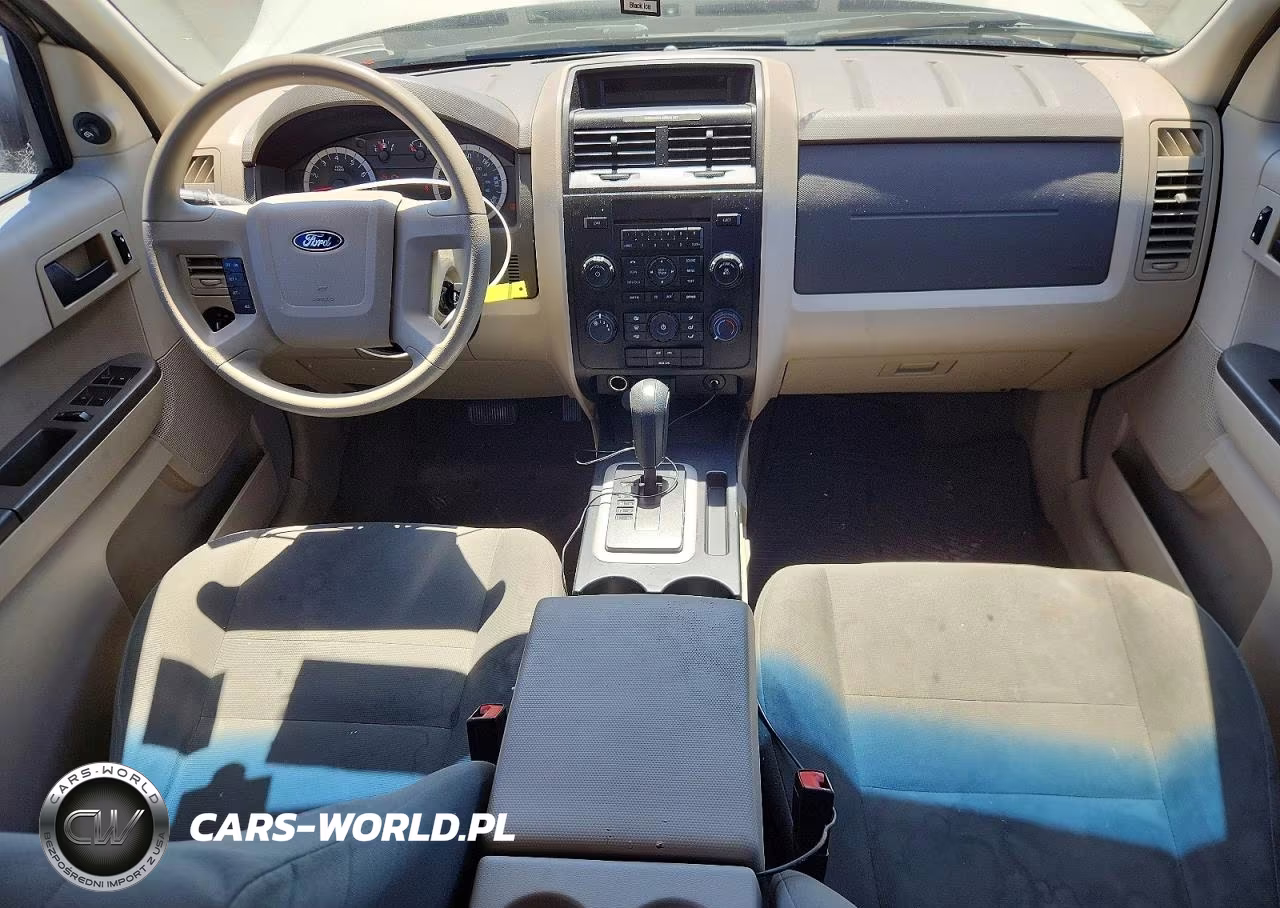 2011 Ford Escape Xls VIN:1FMCU0C75BKB48769 - 8