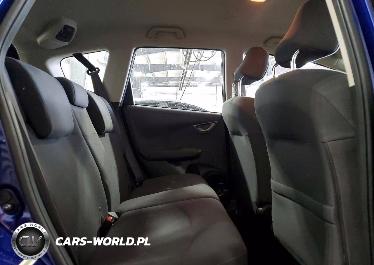2013 Honda Fit VIN:JHMGE8H37DC066934 - 11